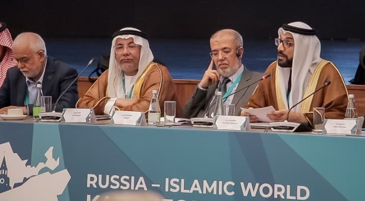 خليفة الظاهري: أهمية القيم المشتركة لتعزيز التعاون والتفاهم بين الشعوب والدول